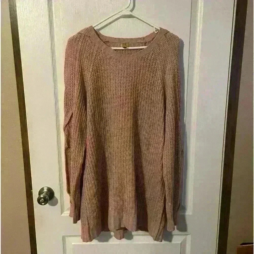 True Craft pink plus size sweater‎